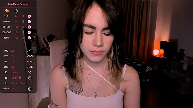 Snapshot of _selectrra chatting on 03.14.25  selectrra online show from 03.14.25