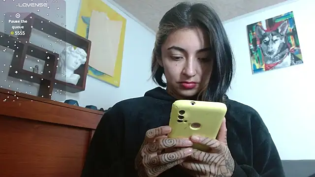 ZoeBakers  online show from 12.13.24