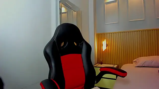 Snapshot of valery_smitd chatting on 03.13.25 valery smitd online show from 03.13.25