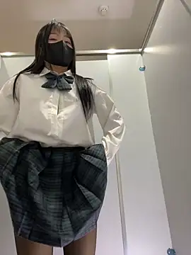 Snapshot of Asia-Lynn chatting on 01.23.25 Asia-Lynn online show from 01.23.25