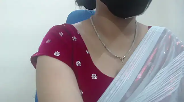 Snapshot of Lovely_Siri_23 chatting on 01.30.25 Lovely Siri 23 online show from 01.30.25