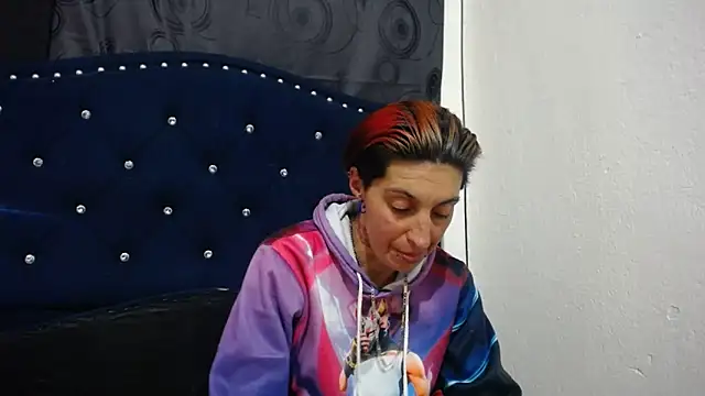 Snapshot of anyu1306 chatting on 01.08.25 anyu1306 online show from 01.08.25