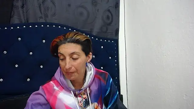 Snapshot of anyu1306 chatting on 01.09.25 anyu1306 online show from 01.09.25